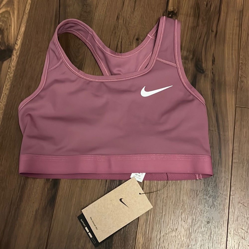 Nike Swoosh Bra
